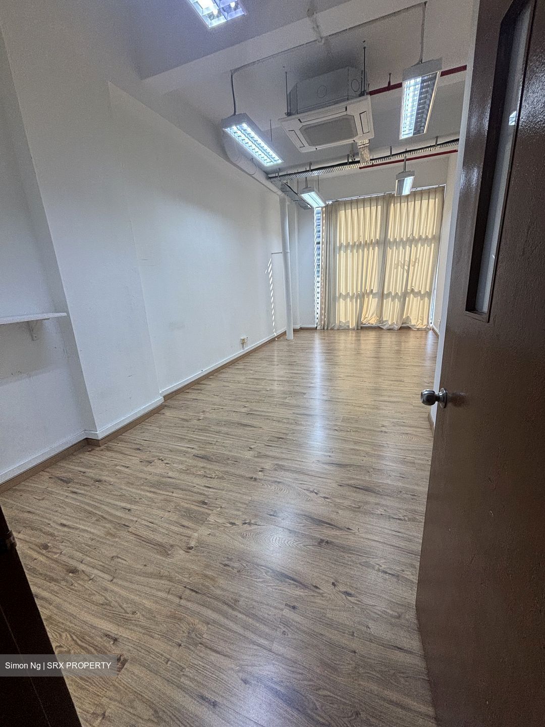 A'posh Bizhub (D27), Factory #600739581